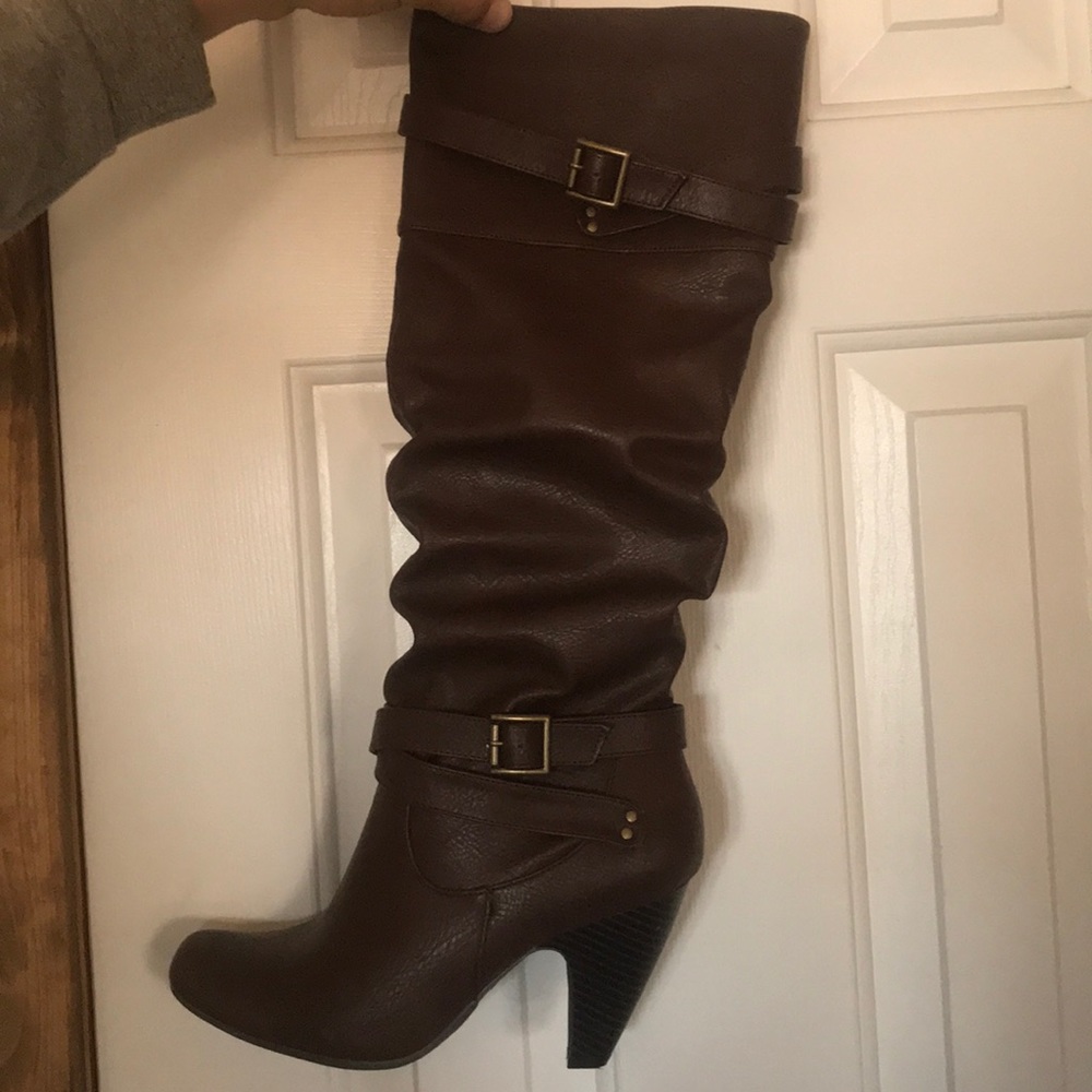 Brown boots
